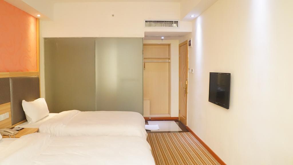 Yu Ting Hotel - Dong Chen Hotel Branch Cantón Exterior foto